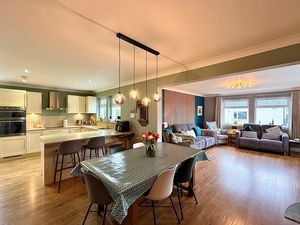 Photo 5- click for photo gallery